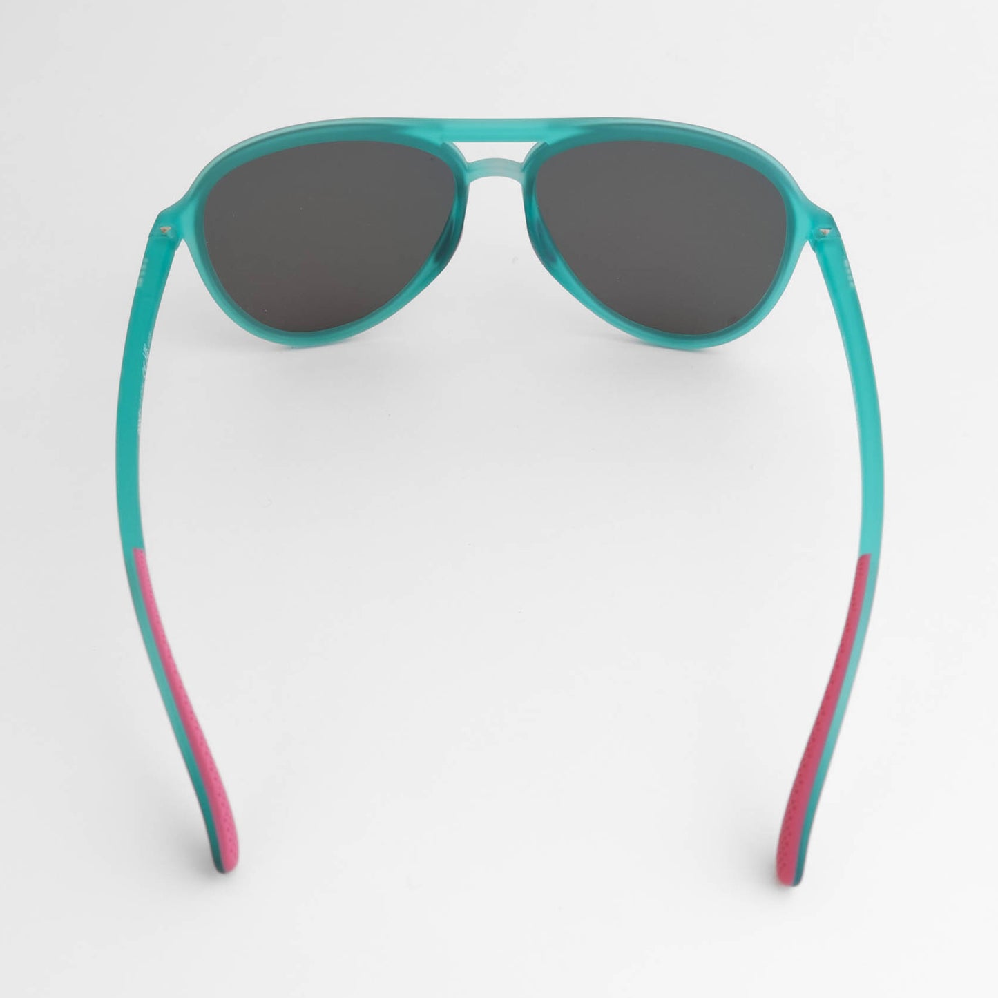 【MG】KITTY HAWKER’S RAY BLOCKERS